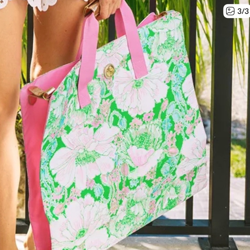 Lilly Pulitzer New Pattern Putting Green Poppyland Foldable Garment Bag NWT - Picture 2 of 3